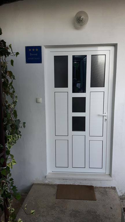Apartments Tony Stanici - Omis Exterior photo